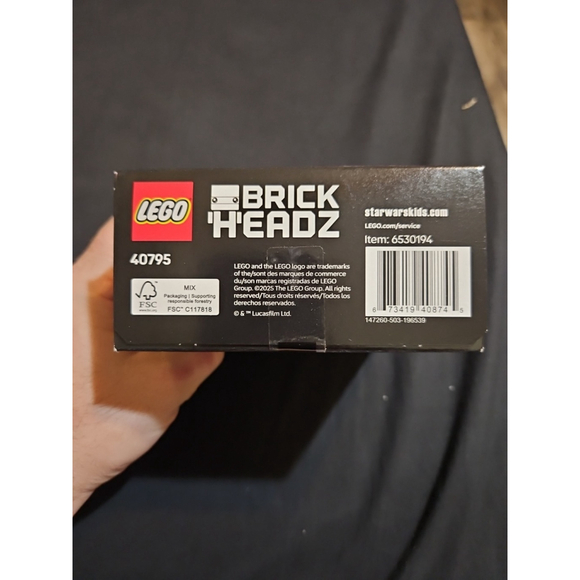 LEGO Brickheadz 40795 Star Wars Luke Skywalker Rebel Pilot - New Sealed - Picture 5 of 6